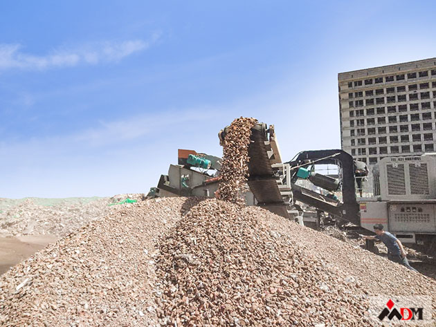 重慶200-250t/h石灰石移動(dòng)破碎生產(chǎn)線